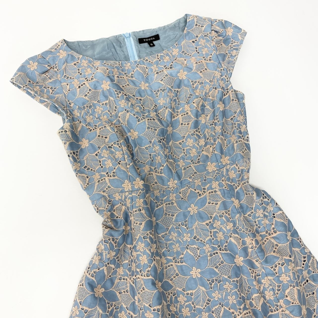 56e12 TOCCA トッカ 総刺繍キャップスリーブワンピース SUGAR STICK ドレスワンピース 0サイズ ブルー ベビーピンク レディース 女性用u02t