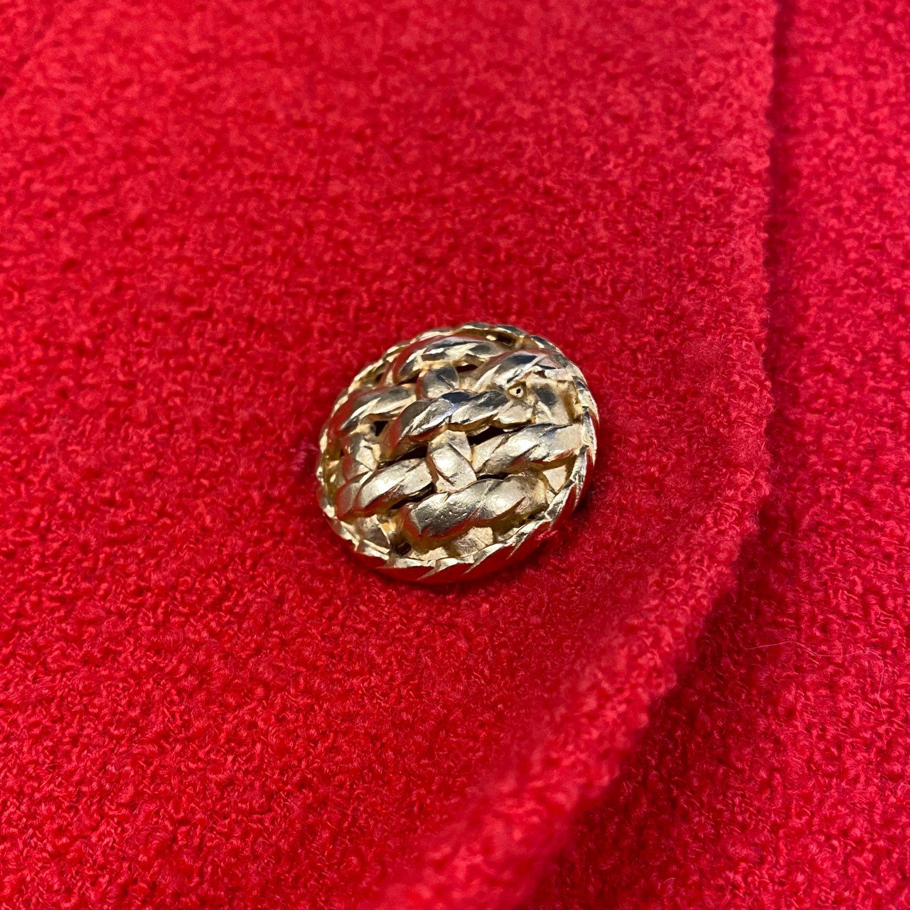 44a15 【archive】CHANEL ヴィンテージ シャネル 1994年 ランウェイ ツイードジャケット スカート セットアップ ゴールドボタン サイズ36 レッド レディースta1