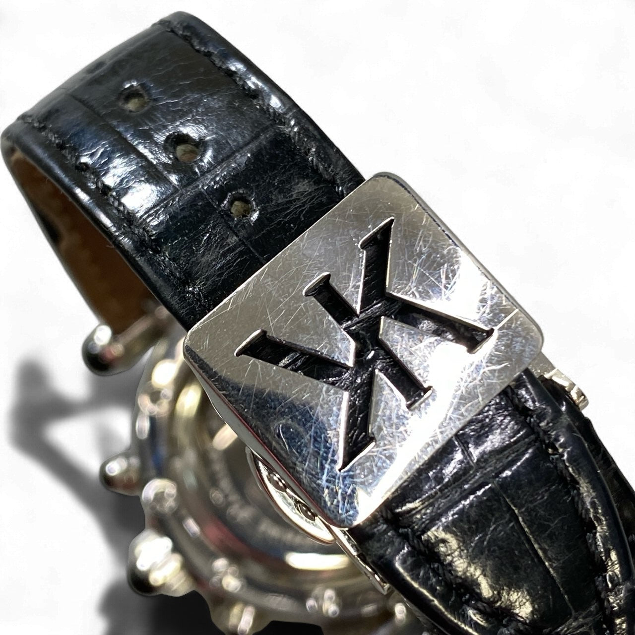 k18《美品》 Korloff コルロフ クロノグラフ クォーツ レディース 腕時計 LC6D シルバー ブラック 高級腕時計 ケース 保証書付きt18r