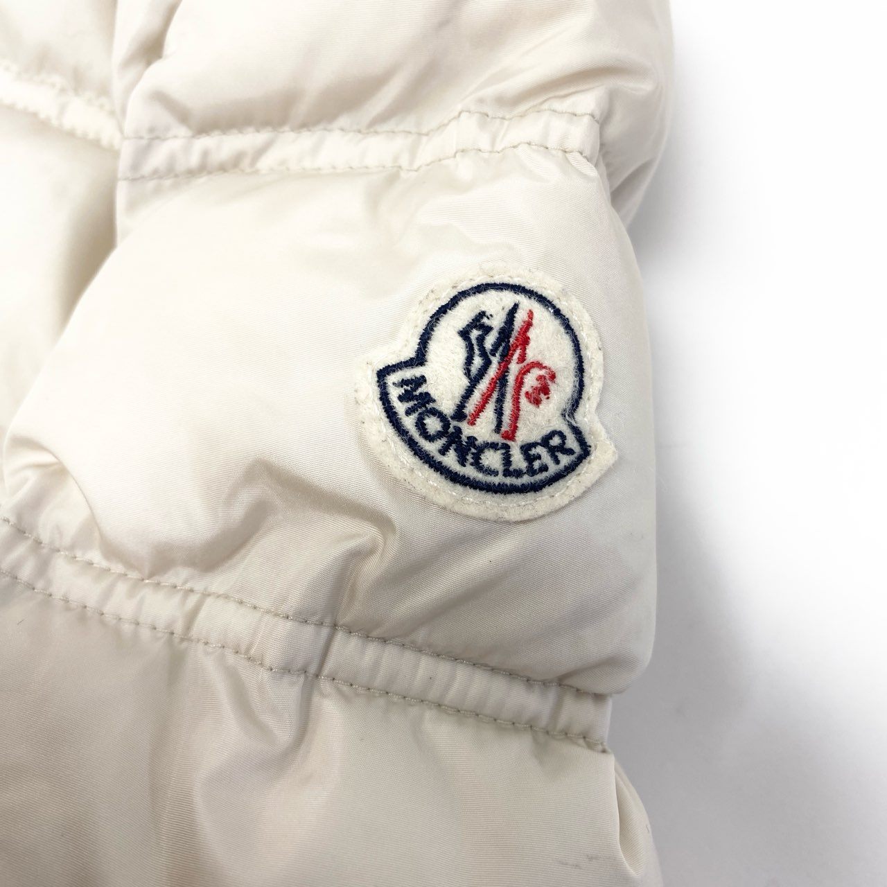 9a27 MONCLER モンクレール ALOUETTE アルエット ダウンジャケット サイズ00 ホワイト 鑑定済 D20934638505 ベルト付t18r