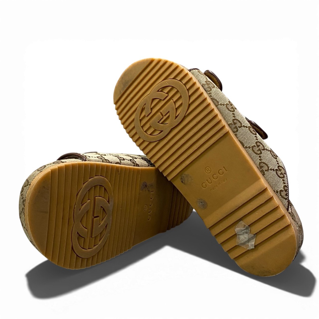 b13 GUCCI グッチ GGキャンバス スライドサンダル ベルトストラップ 8 ベージュ メンズta1