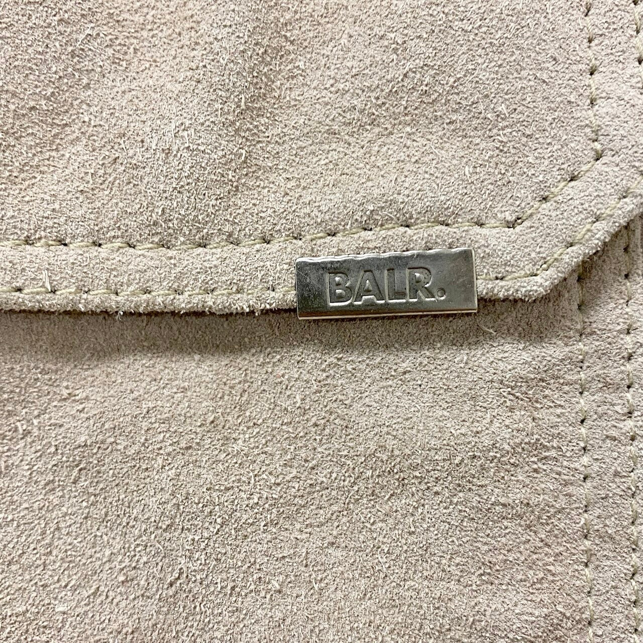58g7 【未使用タグ付】 BALR. ボーラー スエードレザー トラッカージャケット レザージャケット サイズL オートミール メンズ 紳士服o07t