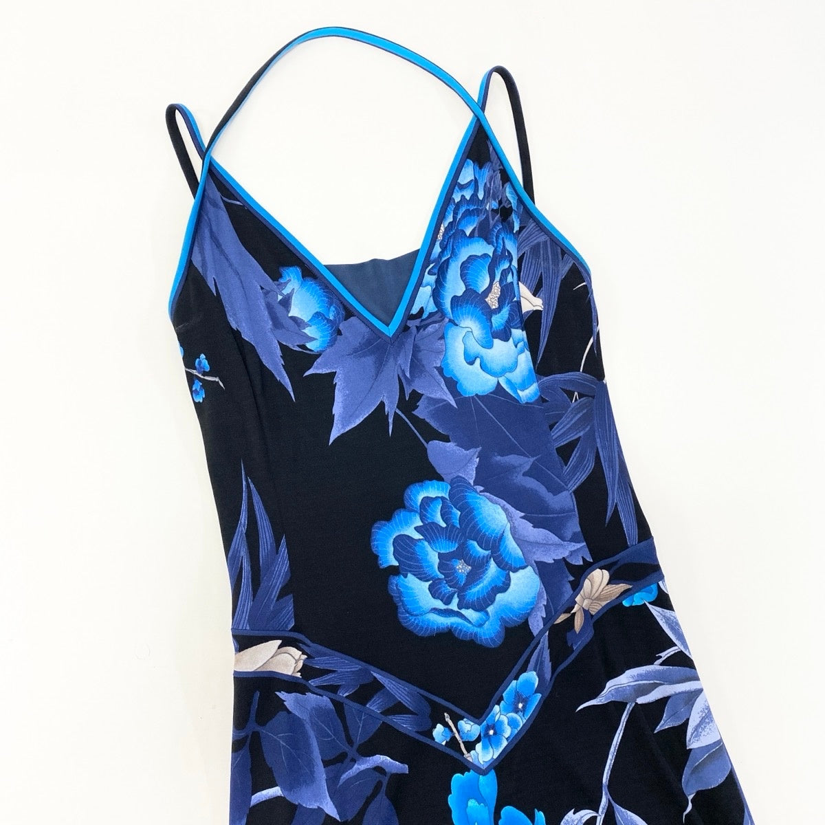 52g11 LEONARD FASHION レオナール キャミソール ロングワンピース ドレスワンピース 美しい花柄プリント サイズ38 ブラック シルク100％ レディースu02t