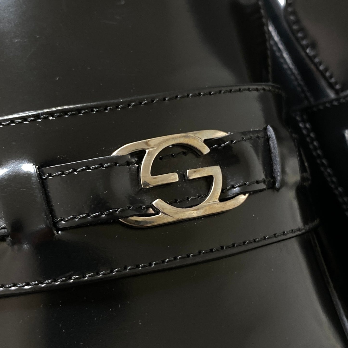 2f26 《美品》 GUCCI グッチ インターロッキングG ビットローファー 41 1/2E ブラック レザー ビジネスシューズ イタリア製