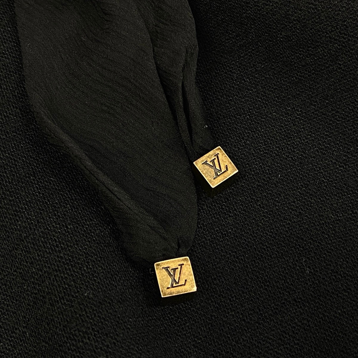 Ei4 【美品】 LOUIS VUITTON ルイヴィトン ショートスリーブ ニットワンピース ボウタイリボン サイズ34 ブラック レディースk02i
