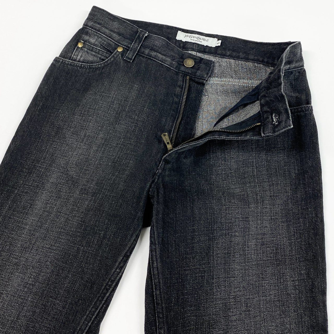 56a14 Yves Saint Laurent イブサンローラン YSLロゴ バックポケット デニムパンツ ジーンズ サイズ44 ブラック メンズ ボトムk02i