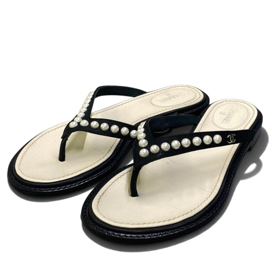 h29 CHANEL シャネル ココマーク パール ビーチサンダル Pearl CC Logo Thong Sandals G34648 size 37 1/2 Black White シューズt18r