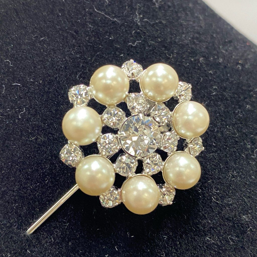 1e13 《美品》 FOXEY フォクシー ピンブローチ 小物 パール ラインストーン ビジュー シルバー レディース