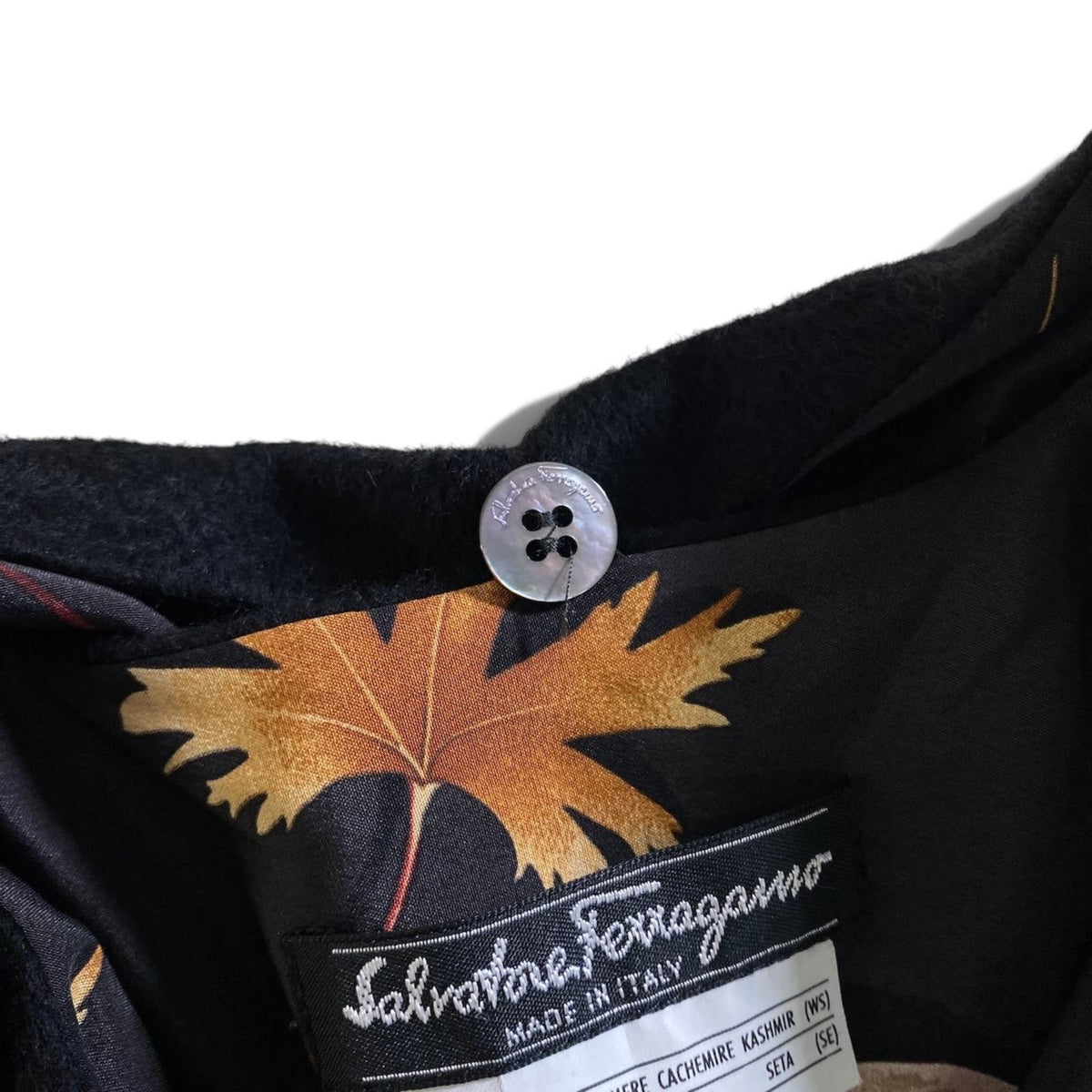93j23 《極美品》 Salvatore Ferragamo サルヴァトーレフェラガモ ノーカラーコート ロングジャケット F 38 ブラック カシミヤ100 レディースu02t