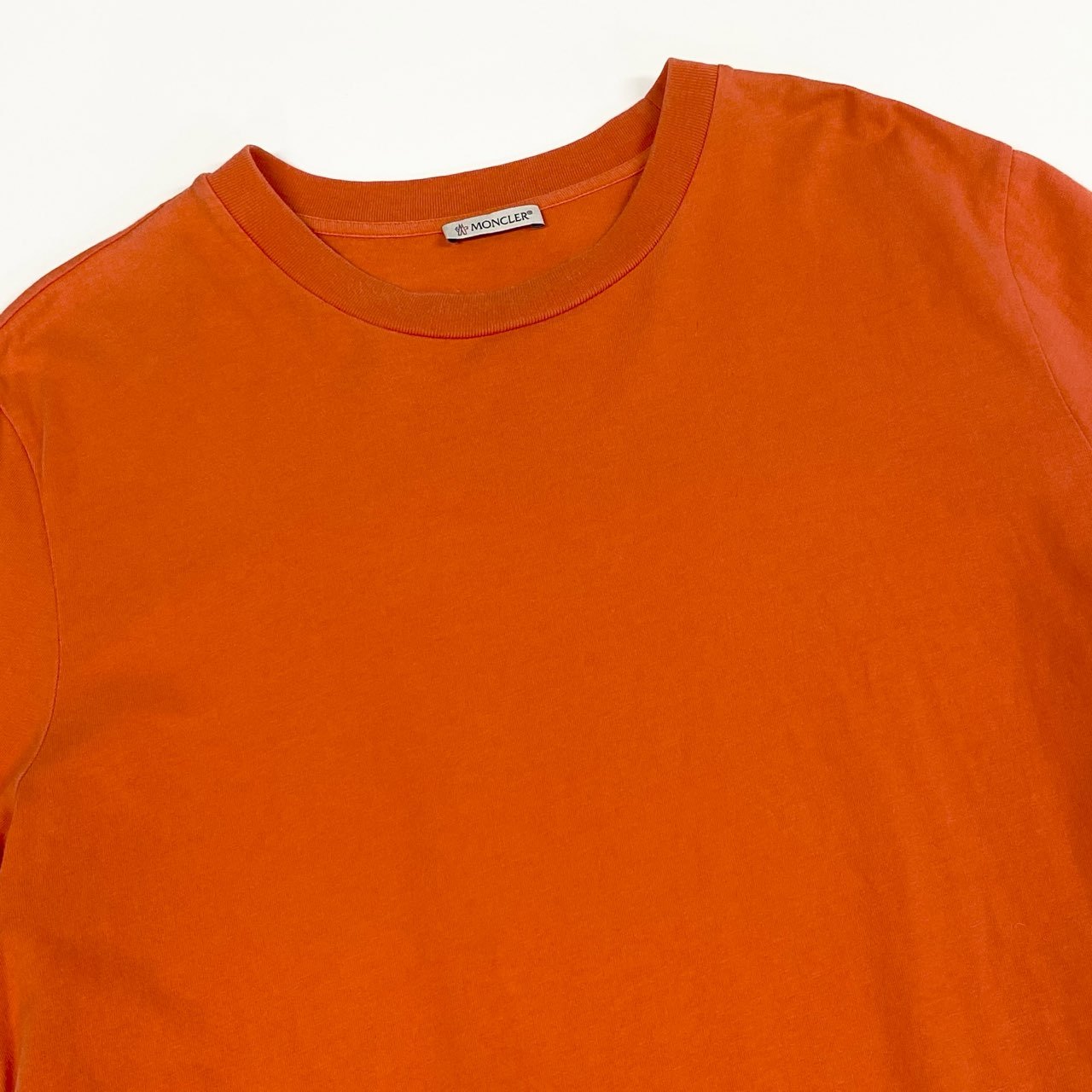 35a30 MONCLER モンクレール 半袖Tシャツ コットンTシャツ サイドラインロゴ刺繍 トップス F10918C72010 8390T XLサイズ オレンジ コットン100％ メンズ 男性用o07t