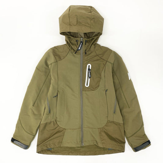 77i26 《美品》 and wander アンドワンダー Stretch Shell Jacket ストレッチシェルジャケット マウンテンパーカー 574-2221303 M カーキ アウトドア トレッキング 撥水t18r