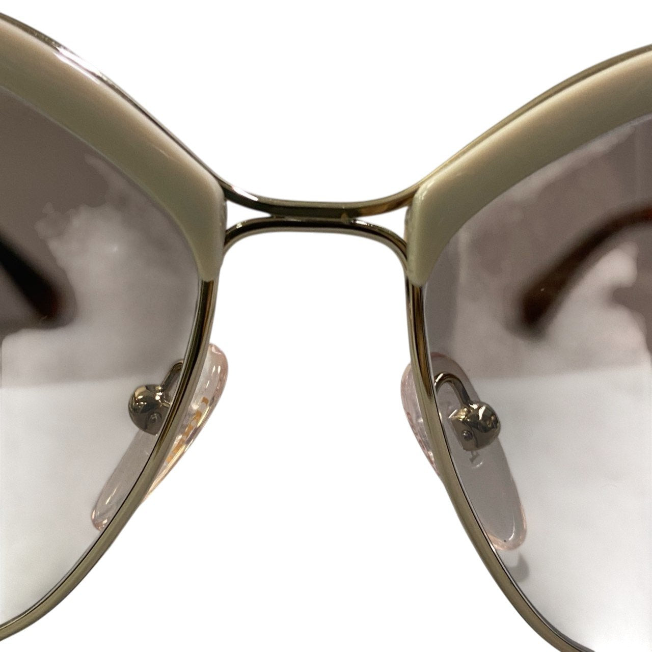 b15 PRADA プラダ ロゴ サングラス アイウェア SPR56T 57□16 アイボリー レディースta1