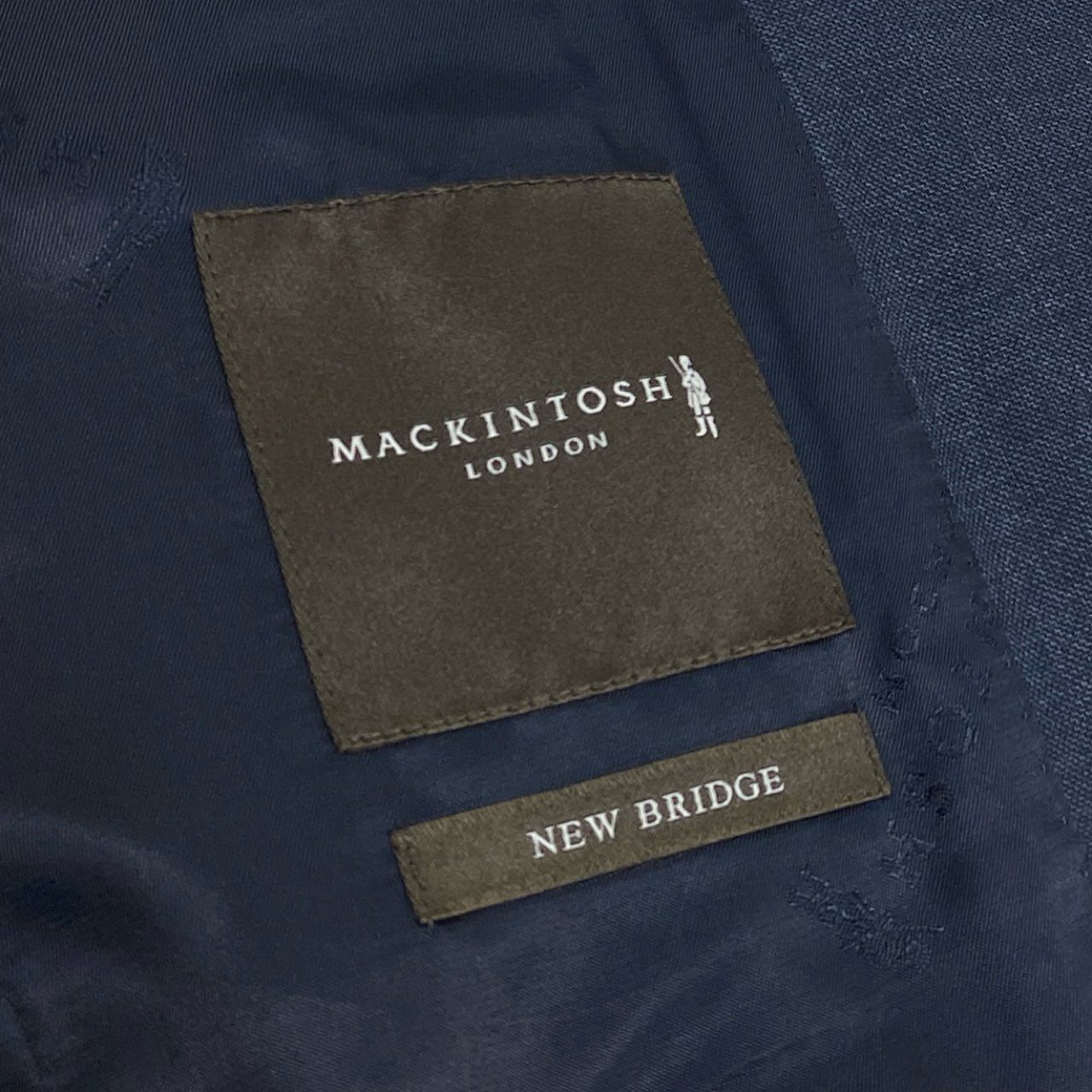 6L17 MACKINTOSH LONDON マッキントッシュ スーツセットアップ テーラードジャケット スラックス 日本製 36Rサイズ ネイビー メンズu02t
