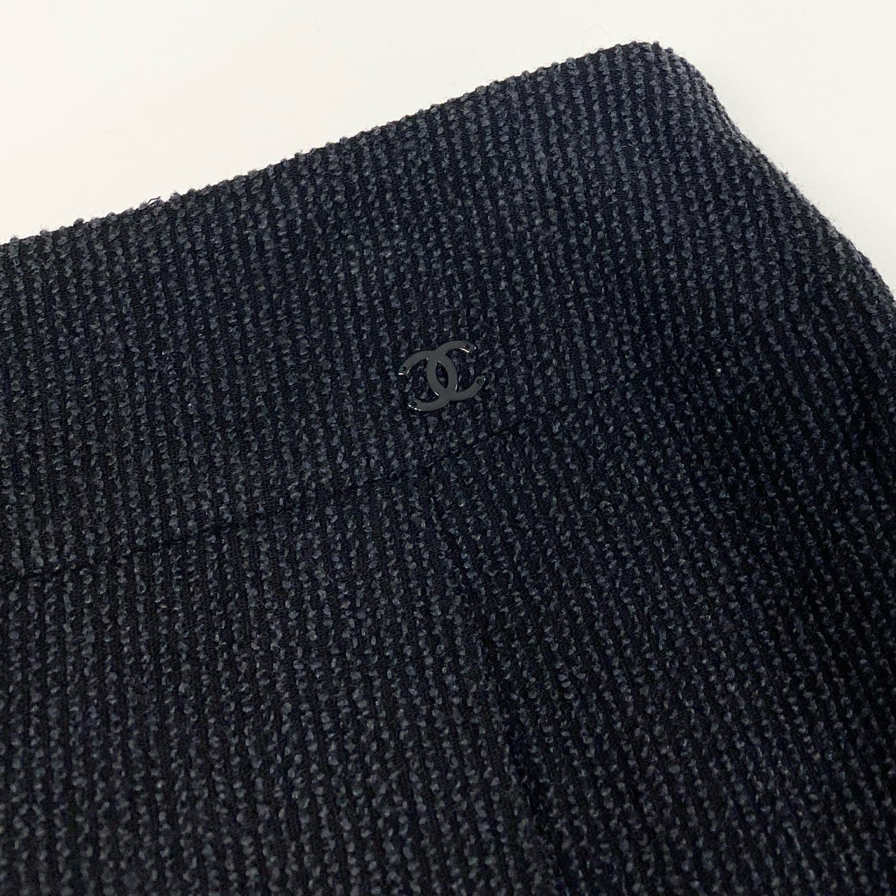 Ca14 CHANEL シャネル 2004年 P23727 裾フリンジ 膝丈スカート サイズ38 グレー レディースta1