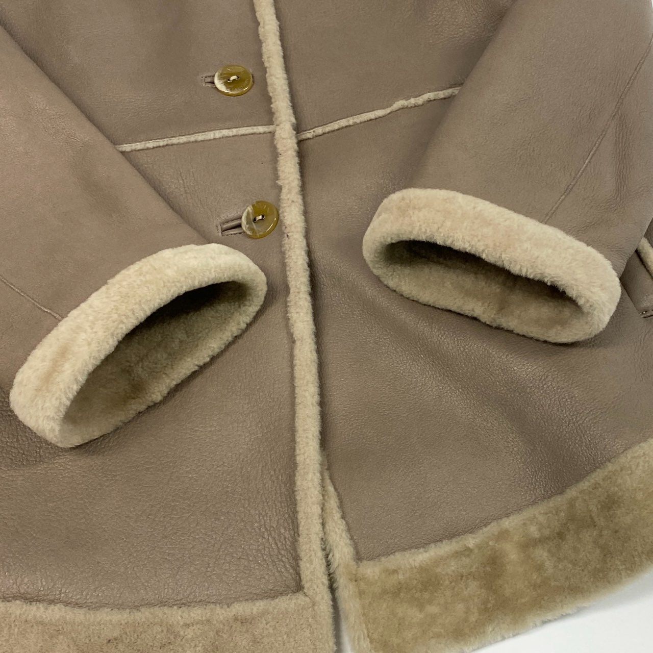 11b20 LANVIN COLLECTION ランバン コレクション ムートンコート レザーコート スペイン製ラム 38 グレージュ 羊革 レディースu02t