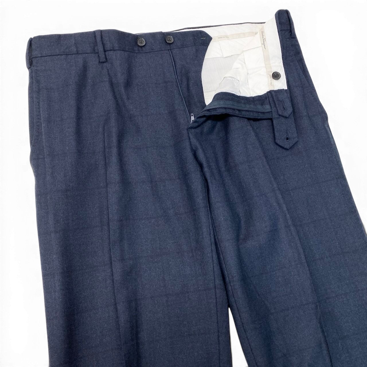 88g20 【美品】 Salvatore Ferragamo サルヴァトーレフェラガモ セットアップ シングルスーツ 2B チェック柄 サイズ52-7R ネイビー バージンウール100％ メンズ 紳士服u02t