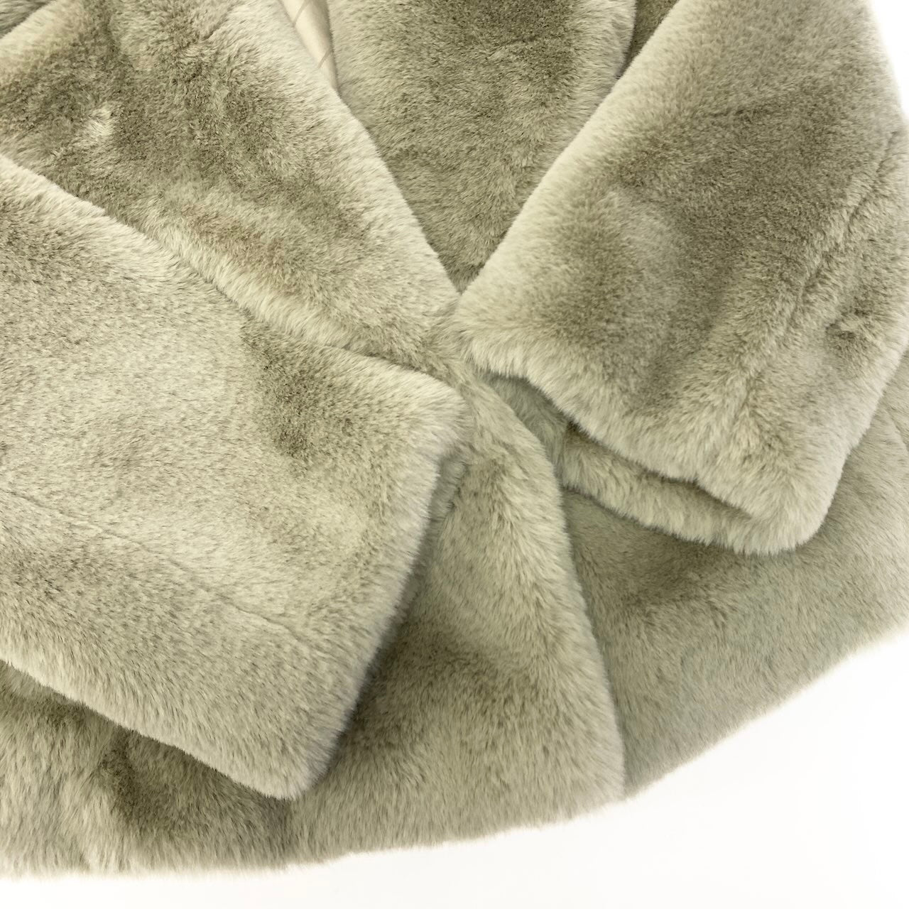 43e11 【美品】HUGO BOSS ヒューゴボス フェイクファージャケット ジャケットコート アウター 36サイズ ベージュ ポリエステル100％ レディース 女性用u02t