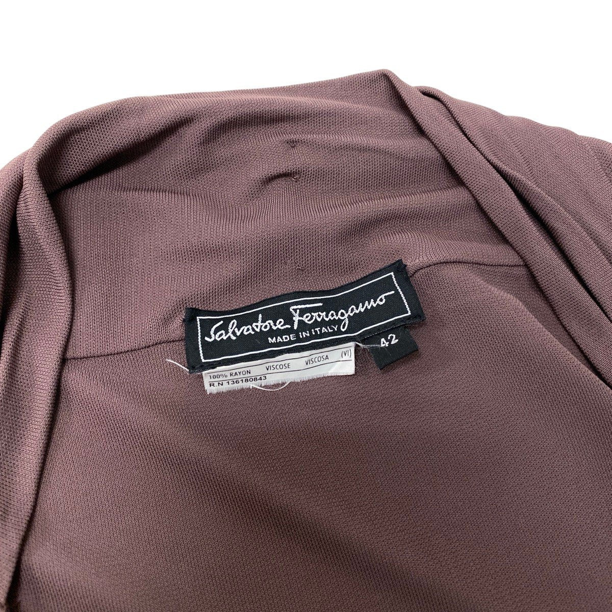 82h25 Salvatore Ferragamo サルヴァトーレフェラガモ フロントクロス トップス ショートスリーブ 伸縮ストレッチ サイズ42 ブラウン系 レーヨン100％ レディースo07t