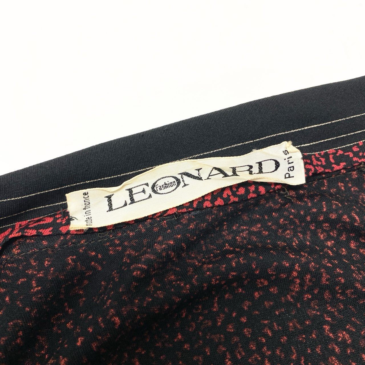 64b7 LEONARD レオナール 長袖ワンピース 総柄 開襟 ウエストマーク 3 レッド シルク100％ レディース 女性用u02t