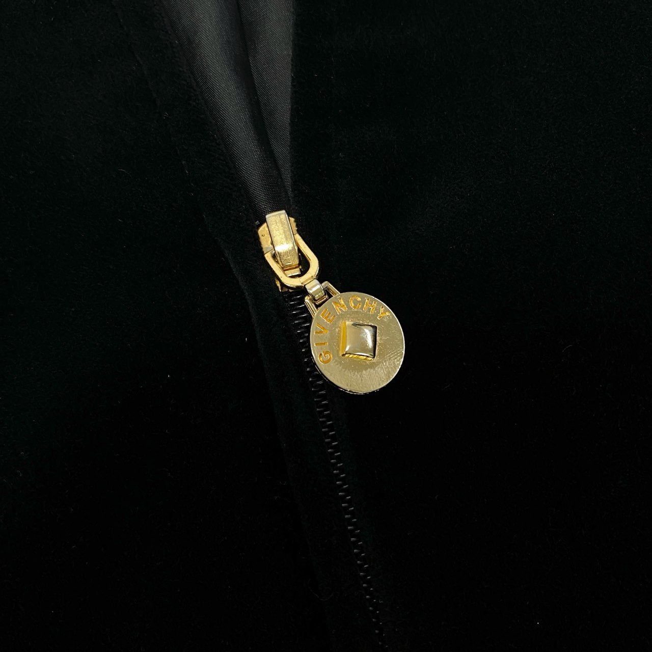 86a15 【Vintage 90'S】GIVENCHY ヴィンテージ ジバンシー ウエストシェイプデザイン ベロアジャケット サイズ36 ブラック レディース 女性用k02i