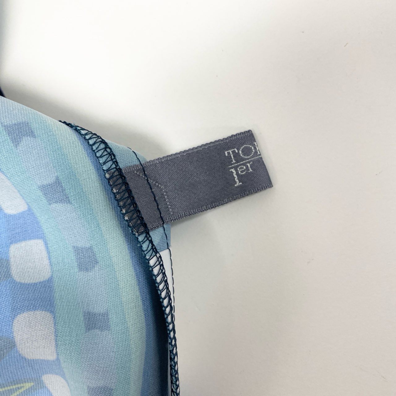 26k27 《美品》 TOKUKO 1er VOL トクコプルミエヴォル ノースリーブワンピース フレアワンピース 総柄プリント Vネック レディース 女性用 マルチカラー 9 ポリエステル100％u02t