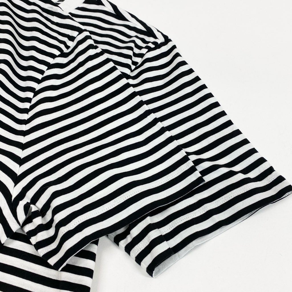 Al27【美品】MONCLER モンクレール 半袖Tシャツ ボーダー 2020 胸元ロゴ G10918C7E010 829GR Sサイズ ホワイト ブラック メンズk02i