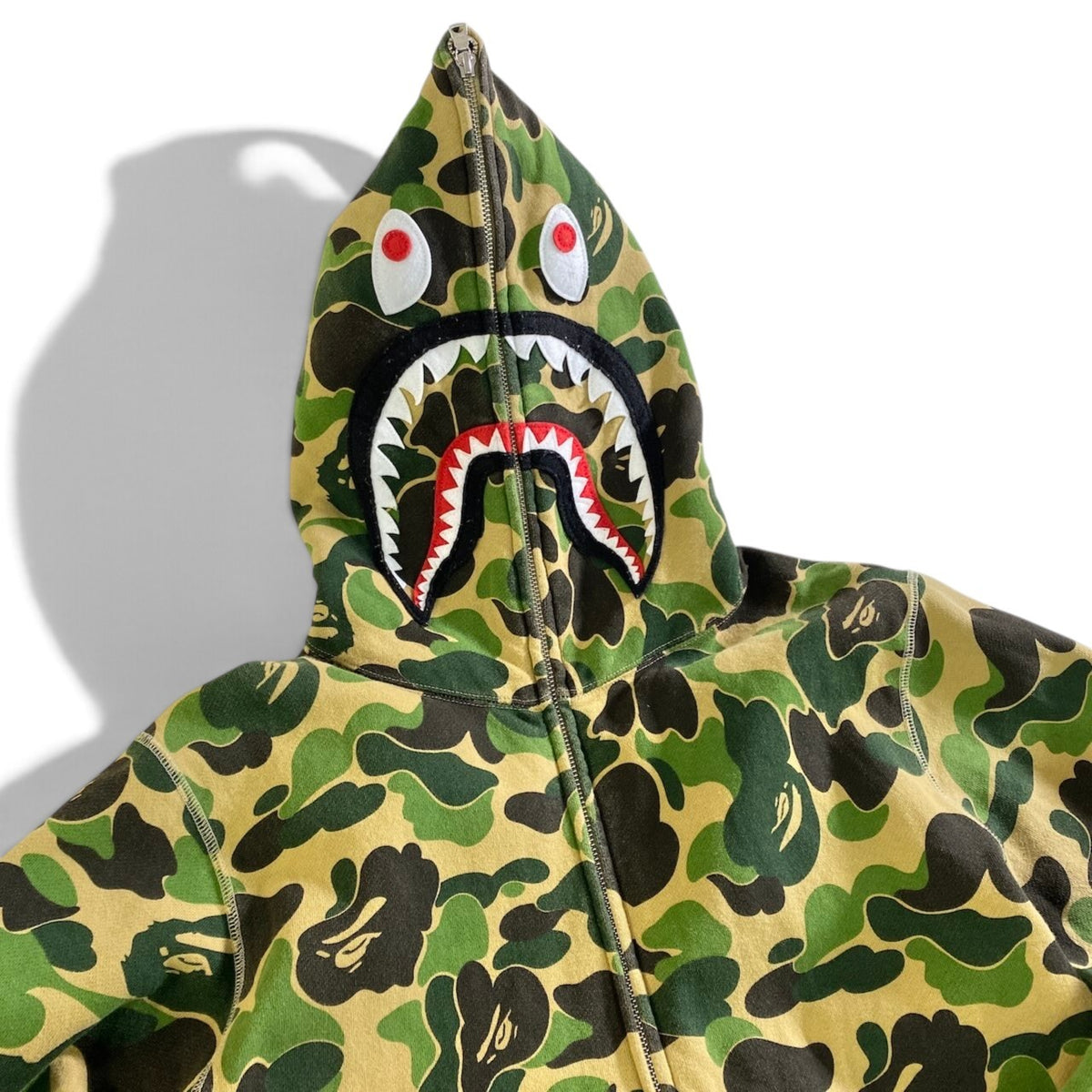 74j23 A BATHING APE アベイシング エイプ CAMO SHARK FULL ZIP カモフラ シャークパーカー M グリーン 迷彩柄t18r