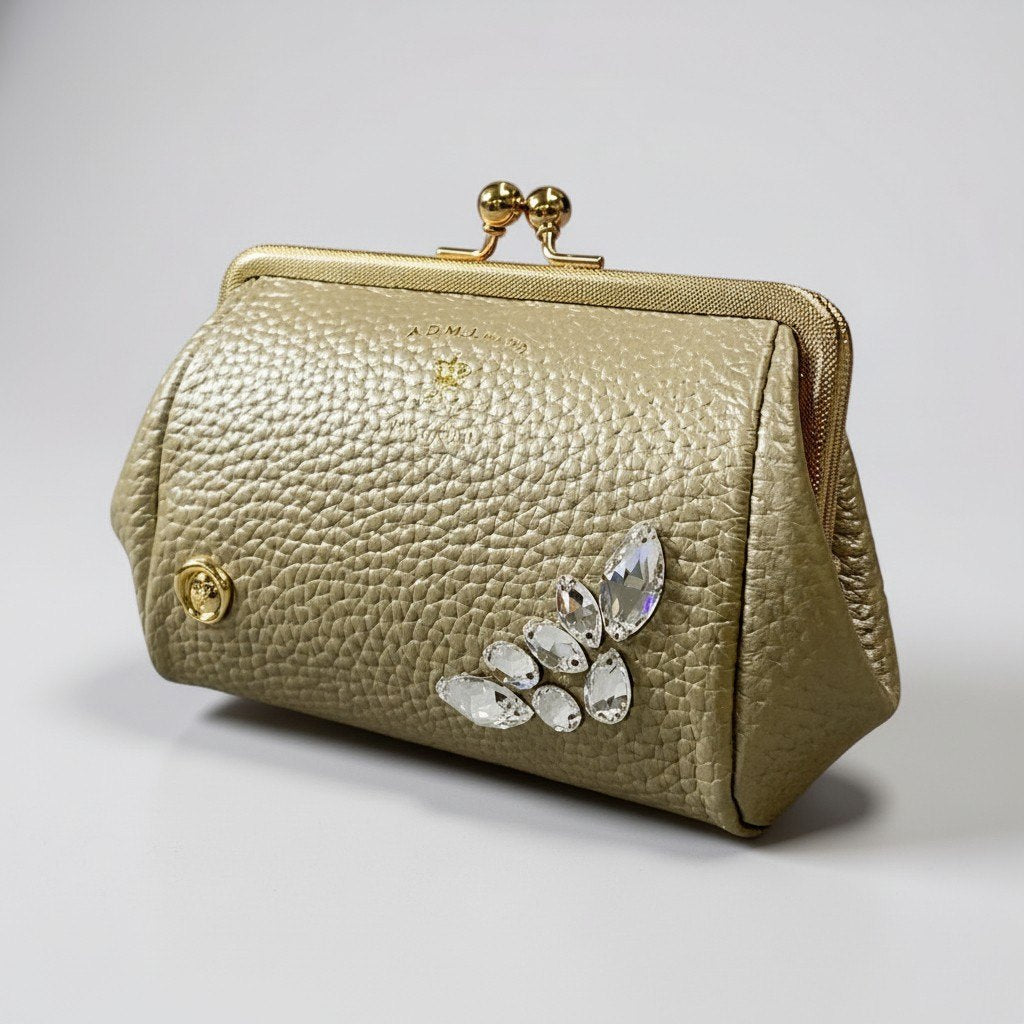 a6《未使用》 A.D.M.J エーディーエムジェイ スワロフスキー装飾 がま口 コインケース カードケース シャンパンゴールド レディース 女性用k02i