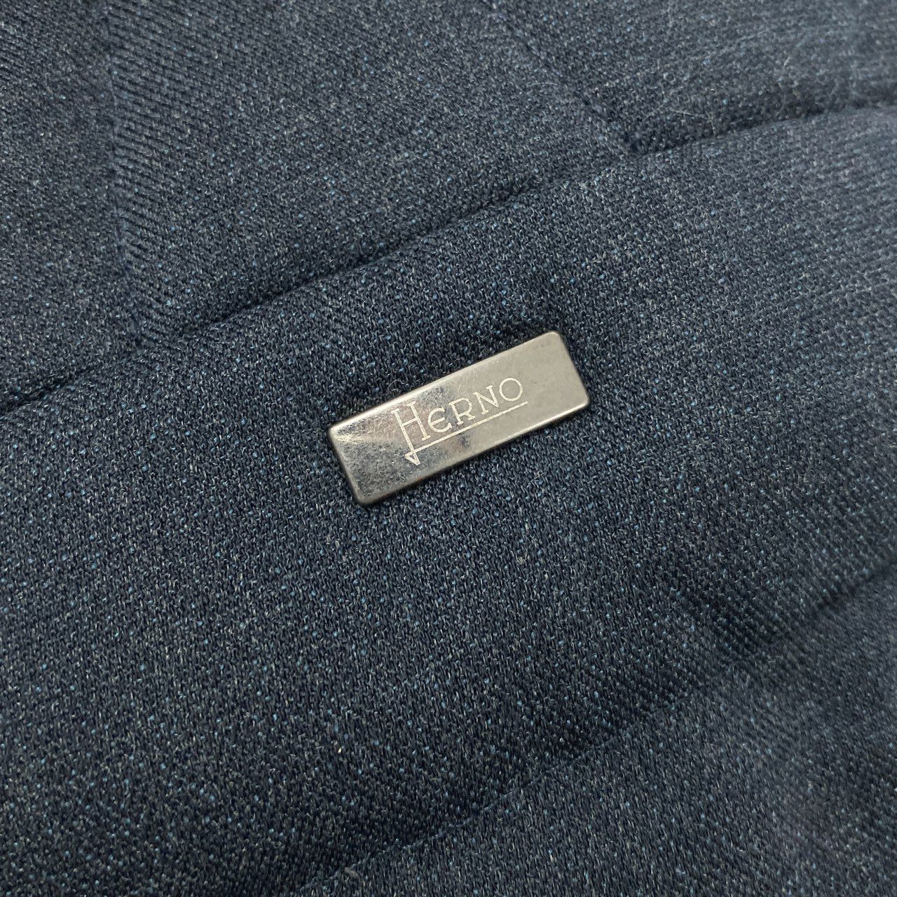 44k28 HERNO ヘルノ ダウンジャケット ダウンコート フーデッド アウター  50サイズ ネイビー メンズo07t