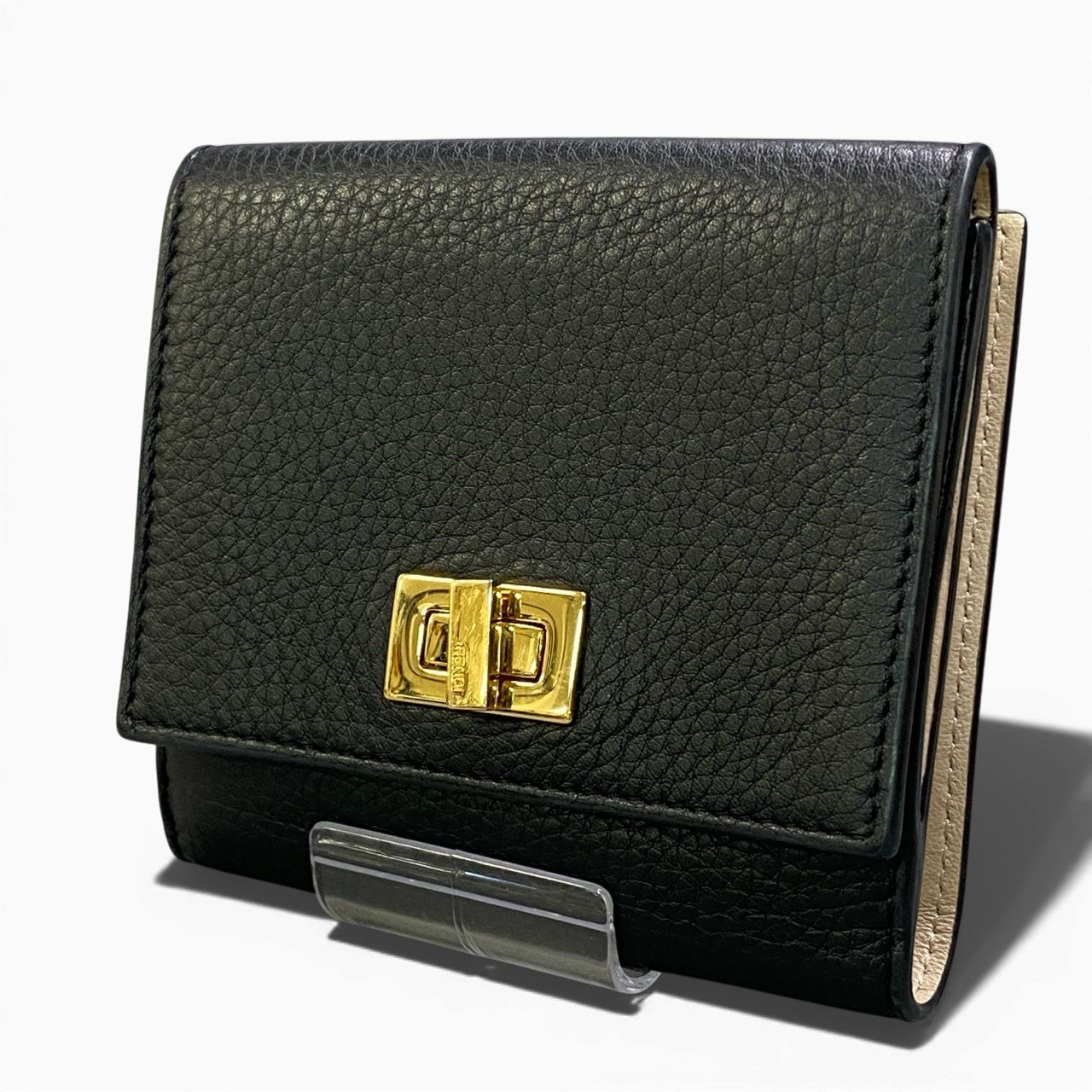 b17 FENDI Peekaboo Turnlock Tri-fold Compact Walletta1