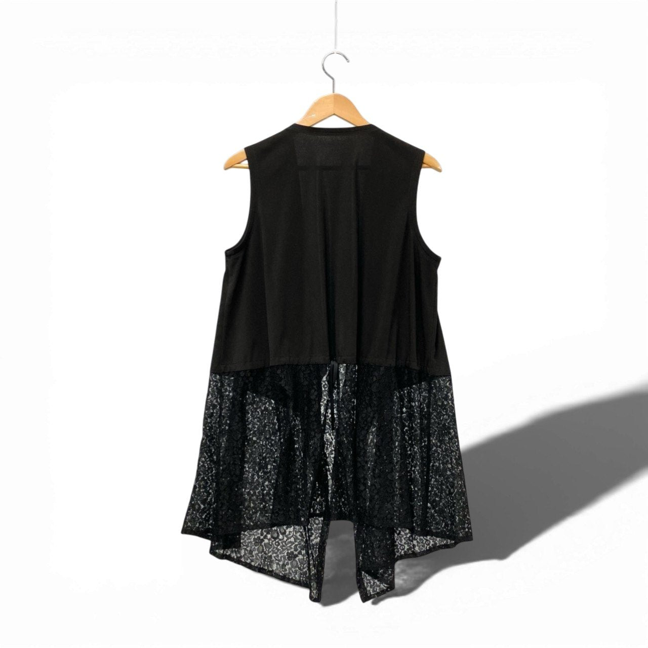 87c6 TOKUKO 1er VOL トクコプルミエヴォル ノースリーブ ジレベスト ロングジレ レース切替 ウエスト調整可 レディース 女性服 B ブラックu02t