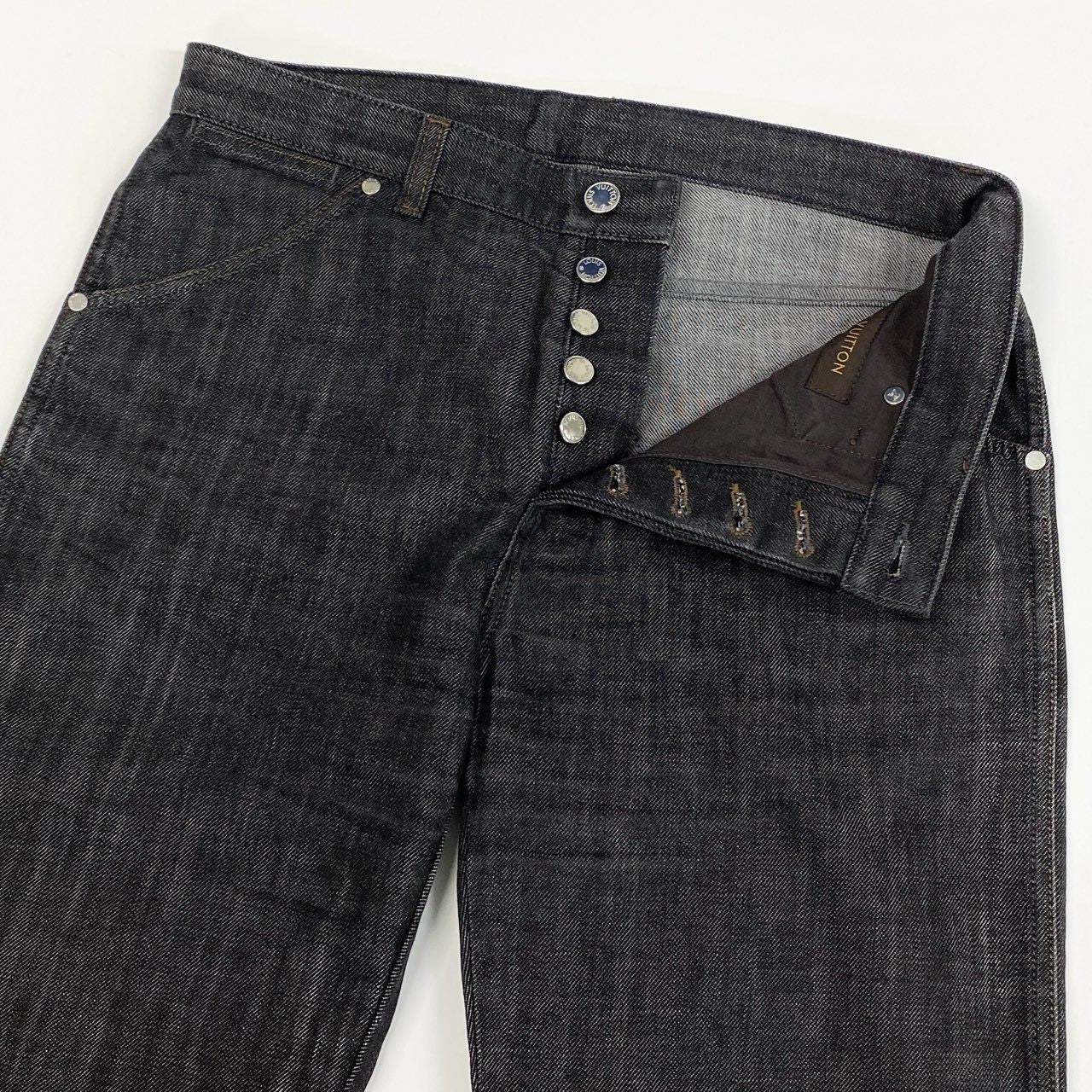 7i25-1 LOUIS VUITTON ルイヴィトン デニムパンツ ボトムス ストレートパンツ コットン ワンポイント刺繍 イタリア製 RM081M MMDP02DAK 40サイズ グレー メンズk02i