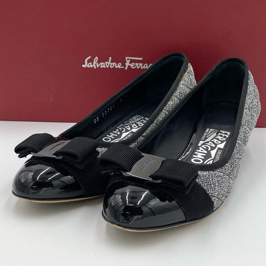 1h7 Salvatore Ferragamo サルヴァトーレ フェラガモ VARA Q ヴァラリボン ラメ エナメルパンプス 6D シルバー グリッター シューズ 箱付きt18r