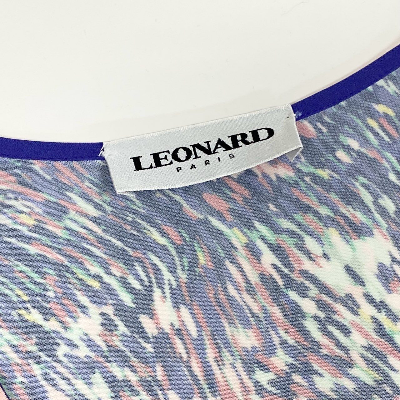 56d13 【美品】 LEONARD PARIS レオナール 膝丈ワンピース 五分袖 総柄プリント ウエストリボン付 イタリア製 サイズ40 マルチカラー レーヨン100％ レディース 女性用u02t