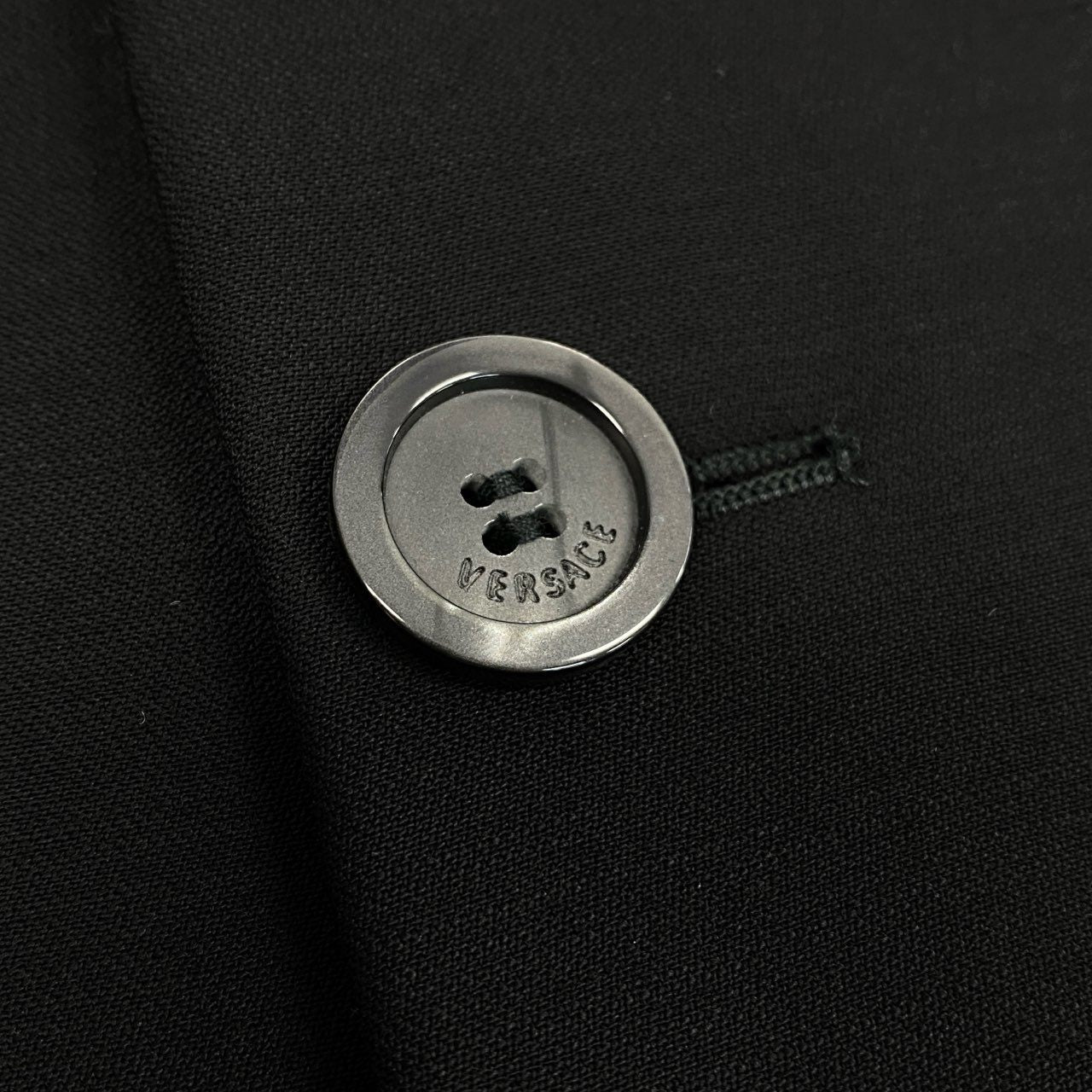 52l24 GIANNI VERSACE ジャンニ ヴェルサーチ タキシード セットアップ スーツ ジャケット パンツ 裏地総柄 50サイズ ブラック メンズo07t