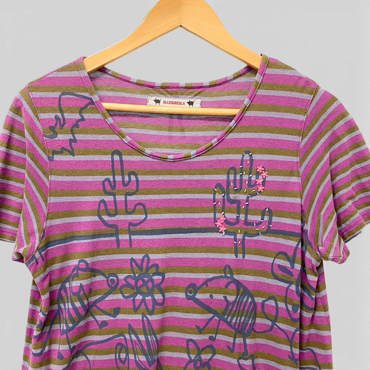 44b18 OLLEBOREBLA オレボレブラ 半袖Tシャツ チュニックワンピース ボーダー ビーズ装飾 ブタさん フラワモチーフ レディース マルチカラーo07t