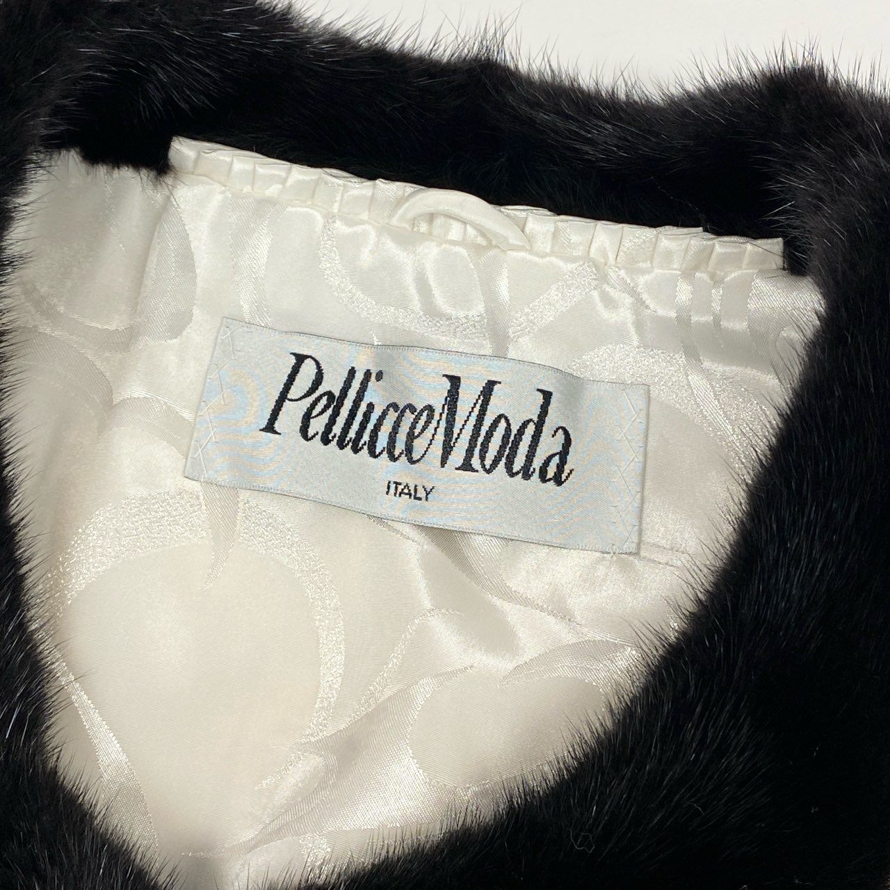 85k4 《希少》 Pellicce Moda ペリーチェモーダ パールミンク 染めデザイン ファーベスト ホワイト 最高級本毛皮 Aライン MINK FURt18r