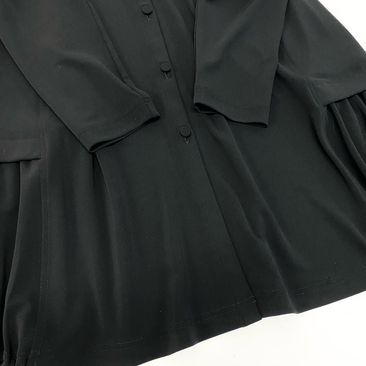 5c5 TOKUKO 1er VOL トクコプルミエヴォル ロングカーディガン 長袖 花柄レース くるみボタン ストレッチ レディース 女性服 サイズ9 ブラックu02t