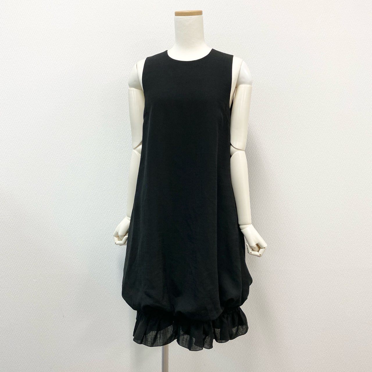 31k2 DAISY LIN デイジーリン フォクシー TRAVEL Slim トラベル ノースリーブワンピース ドレス 日本製 06230 38 ブラック系 レディースo07t