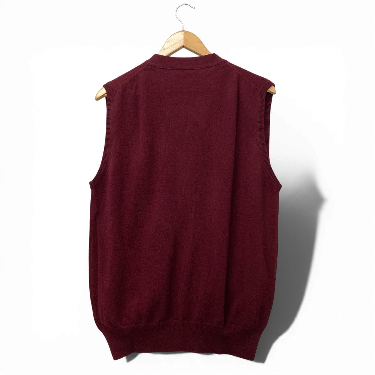 62a28 【新品保管品】GOBI ゴビ カシミヤニットベスト カシミア トップス モンゴル製 Lサイズ ボルドー カシミヤ100％ メンズ 男性用u02t