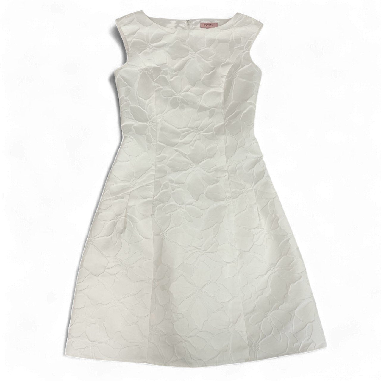 40k26 《美品》 TOCCA トッカ ノースリーブワンピース Aラインワンピース 花柄 立体 ストレッチ レディース 女性用 0 ホワイトo07t