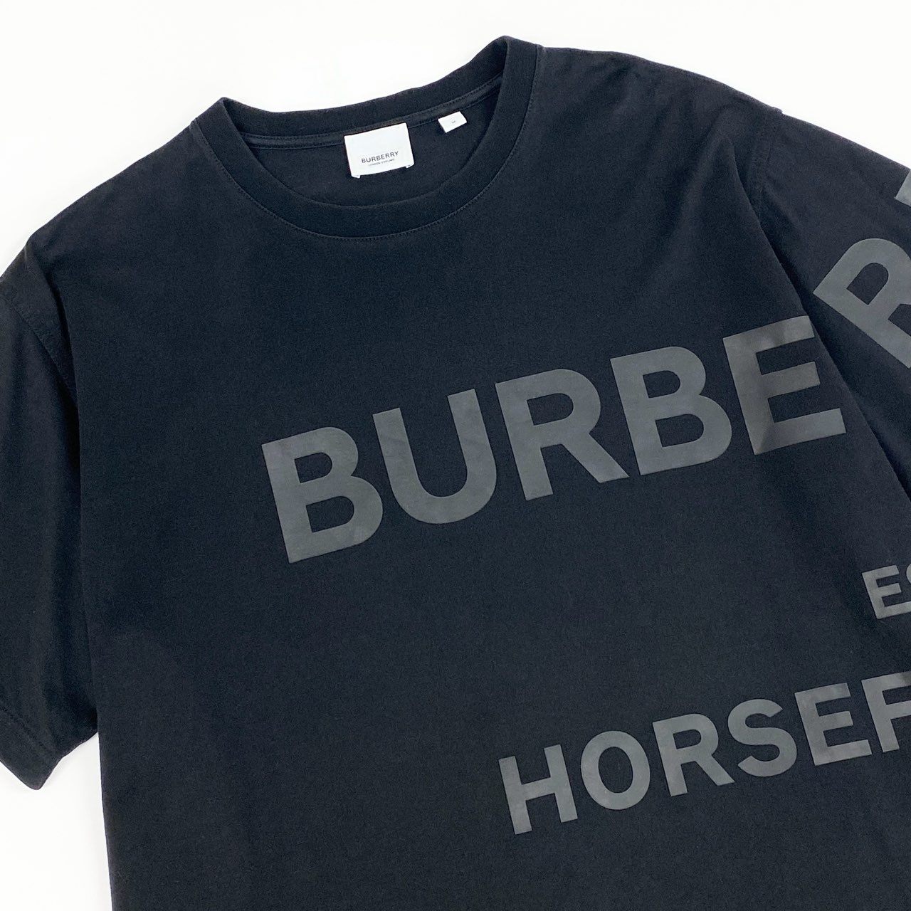 Id10 BURBERRY バーバリー ホースフェリープリントTシャツ 半袖カットソー トップス 8032299 M ブラック コットンu02t