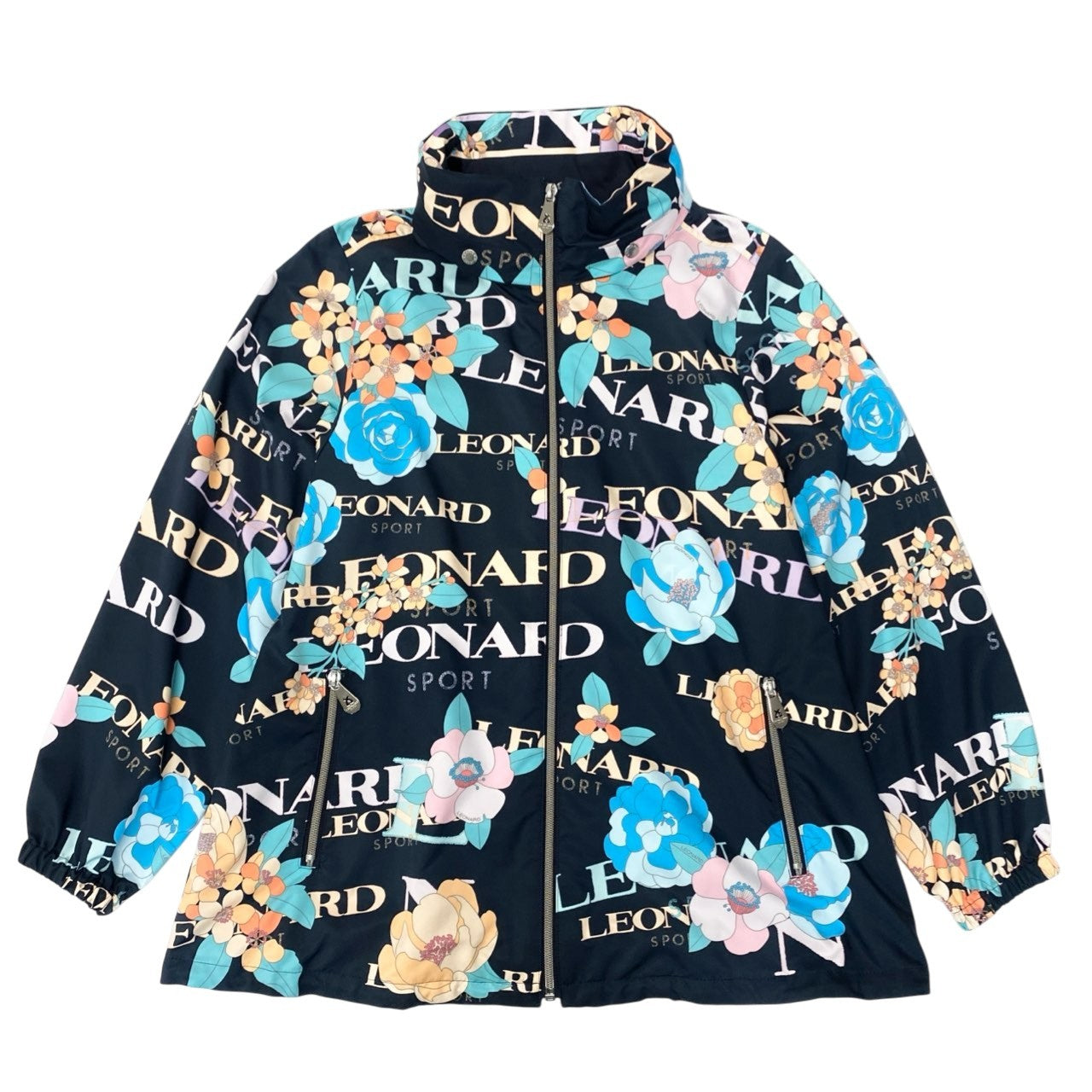 31b6 【極美品】LEONARD SPORT レオナール スポーツ ロングスリーブジャケット 美しい花柄プリント フード収納可 ロゴ 総柄 0555150 40サイズ ブラック ポリエステル100％ レディース 女性用u02t