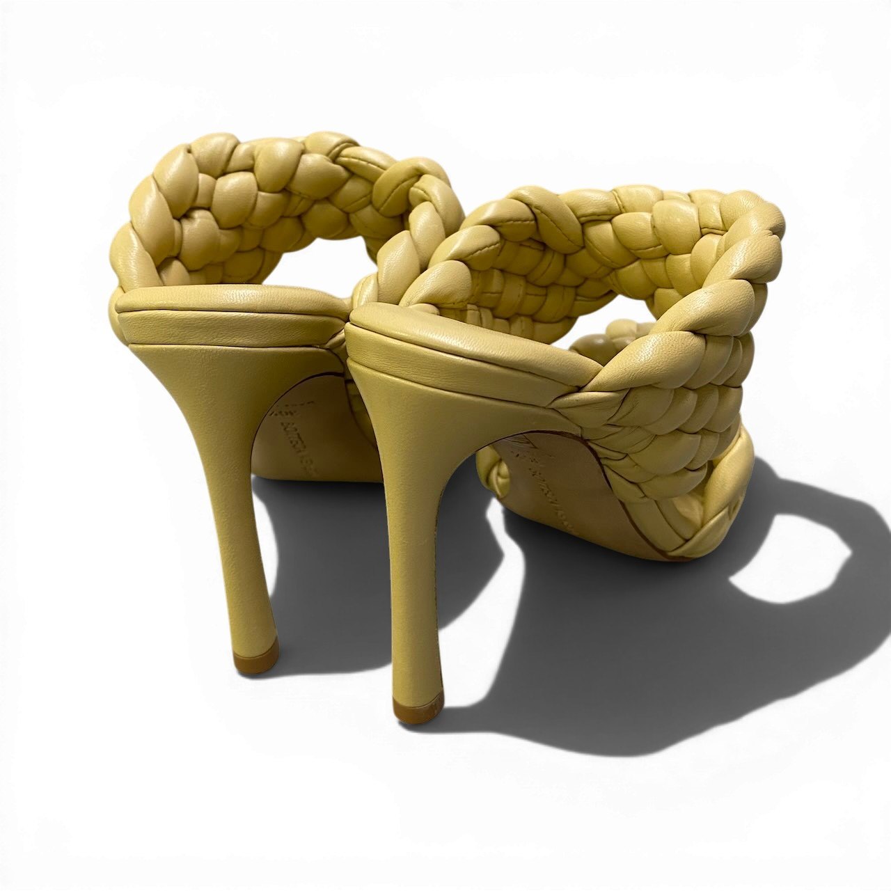 Ad2 BOTTEGA VENETA ボッテガヴェネタ イントレチャート カーブサンダル サイズ36 1/2 イエロー系 レザー レディースta1