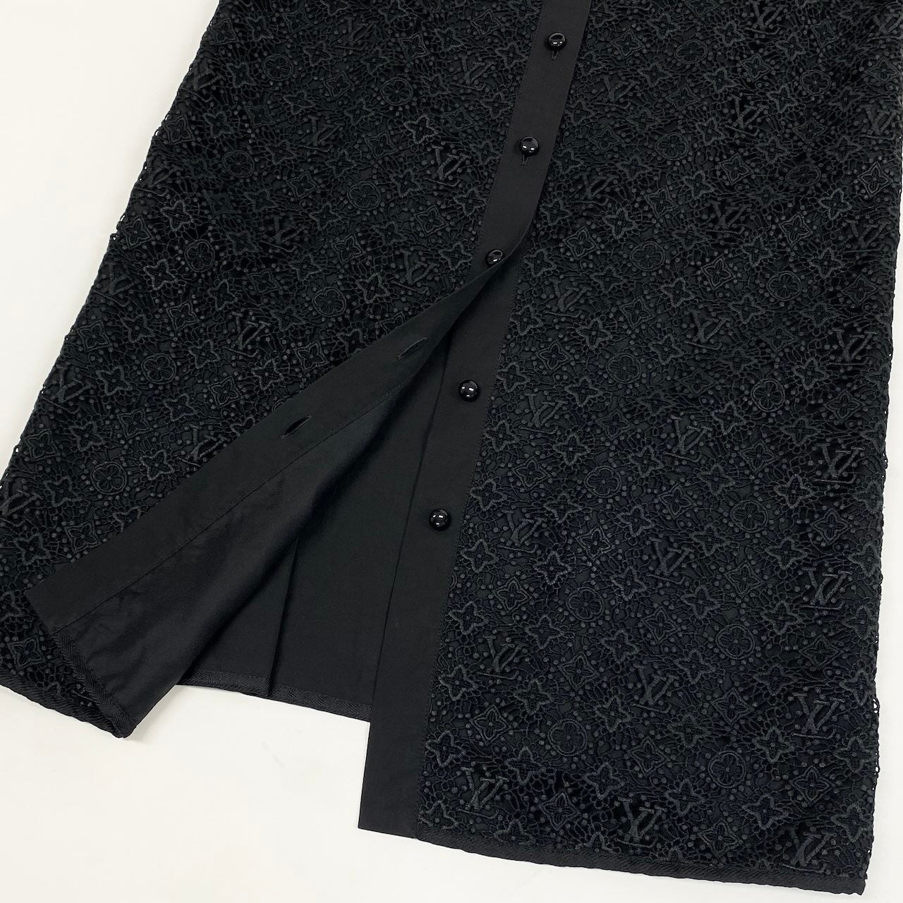 c31 《美品》 LOUIS VUITTON ルイヴィトン モノグラムレース シャツワンピース Monogram Lace Shirt Dress サイズ36 ブラックt18r