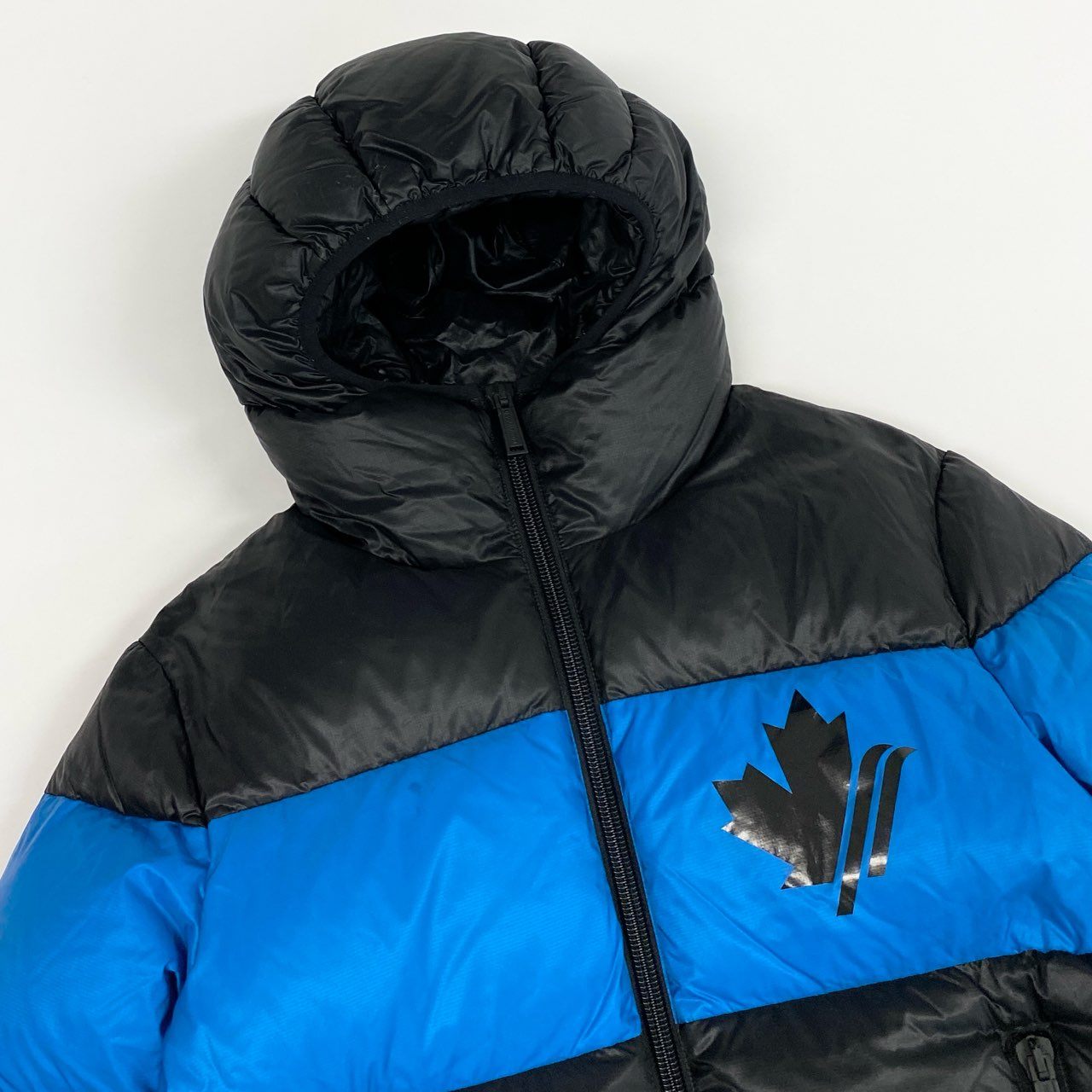 83L19 DSQUARED2 ディースクエアード Nylon Hooded Puffer Bomber With Logo Prints パフィージャケット ダウンジャケット  S7AM0960/S52119 44 ブラック ブルーk02i