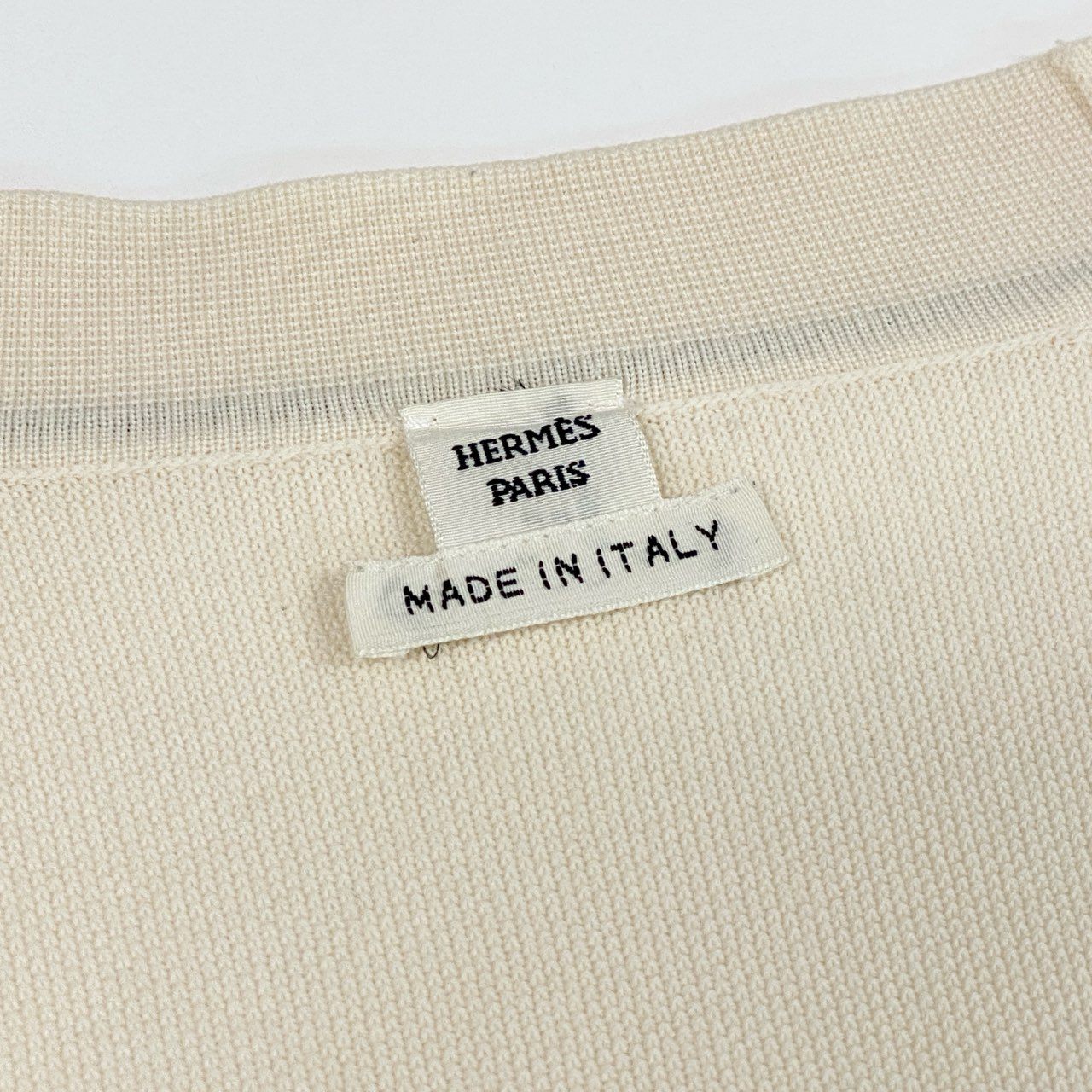 Ea26 HERMES エルメス ニットセーター カーディガン トップス ロゴプレート ステッチデザイン イタリア製 38サイズ アイボリー ウール100％ レディースo07t