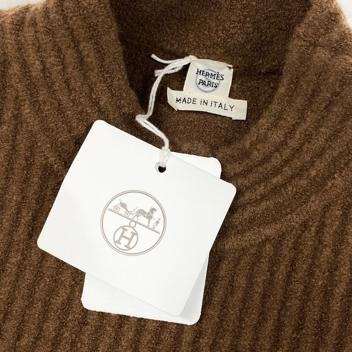 70i15 《極美品》 HERMES エルメス 23年 カシミヤ混 ニット ベスト トップス 3H2643DJ 36 ブラウン レディースu02t