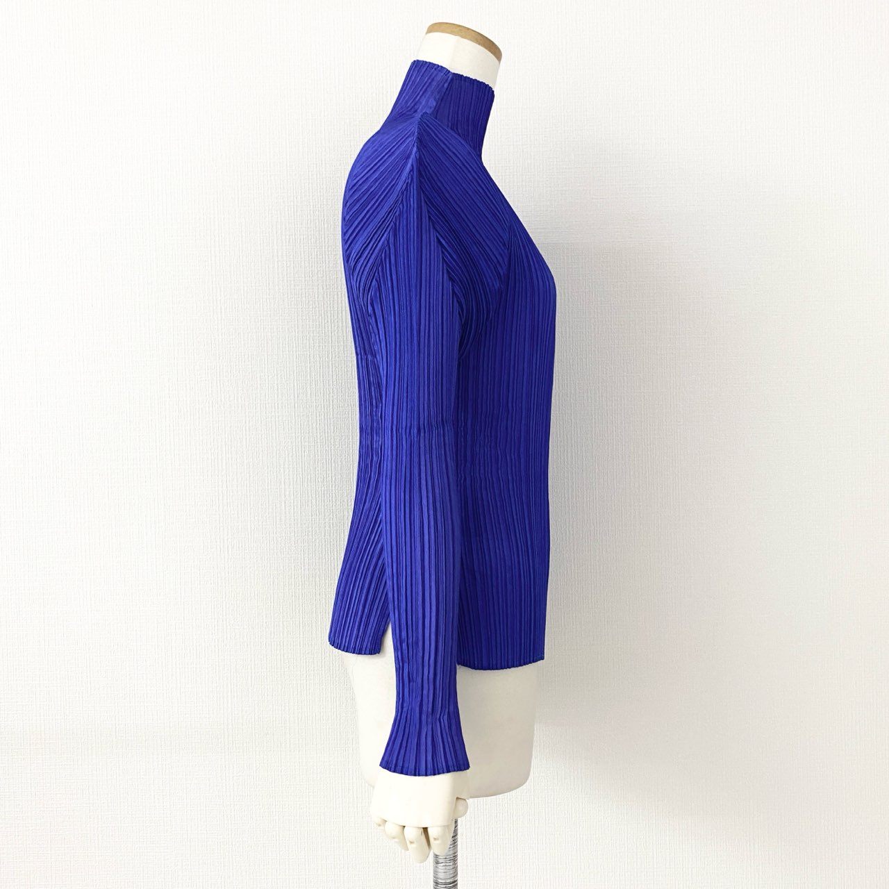 5d11-1 PLEATS PLEASE ISSEY MIYAKE プリーツプリーズ イッセイミヤケ 日本製 PP64-JK555 ハイネック 長袖プリーツカットソー ロングスリーブ トップス サイドスリット 3 ブルー パープル MADE IN JAPAN