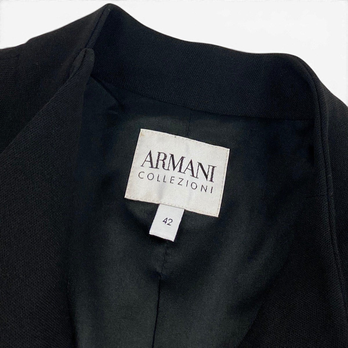 Ef27 ARMANI COLLEZIONI アルマーニコレツィオーネ テーラードジャケット スナップボタン  サイズ42 イタリア製 ブラック レディースo07t